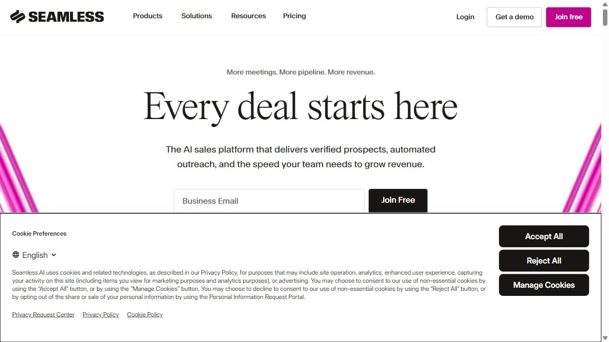Seamless.AI homepage showing real-time contact search engine
